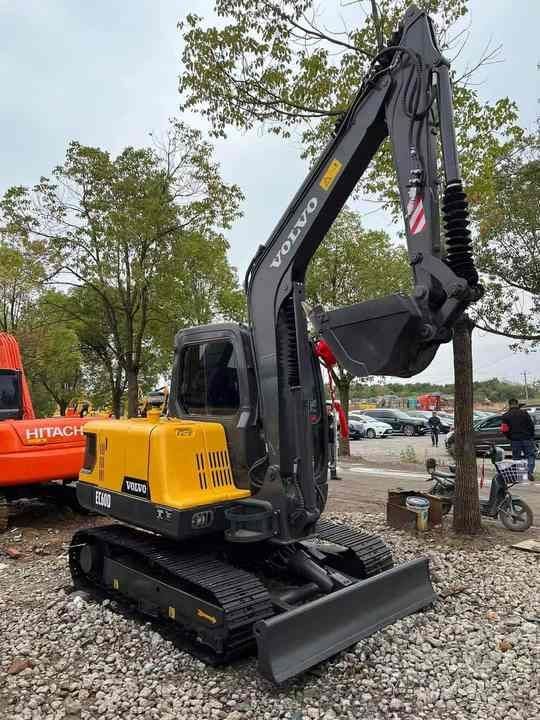 2023 Volvo EC60D Crawler Excavator