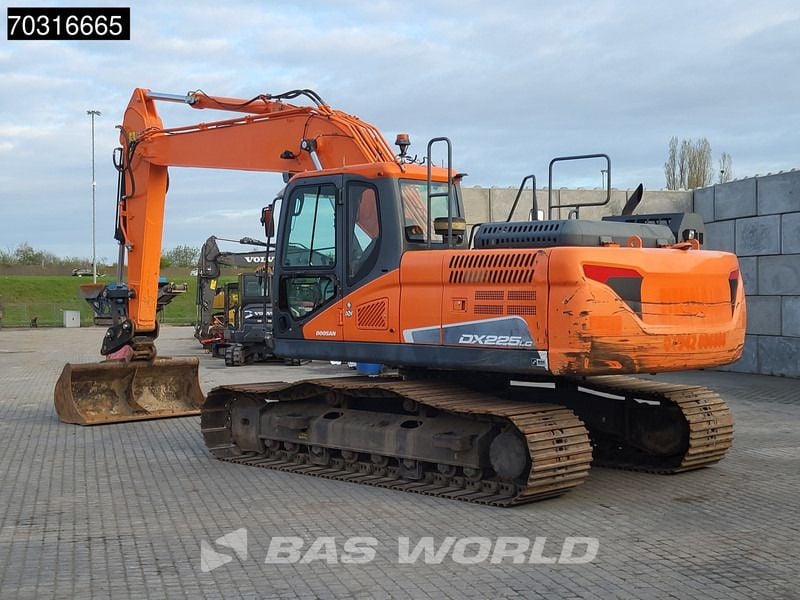 2020 Doosan DX225LC-5 Crawler Excavator