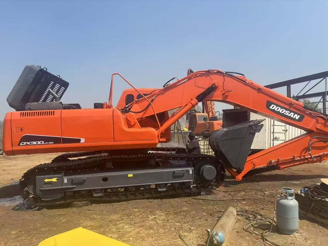 2024 Doosan DX300 Crawler Excavator
