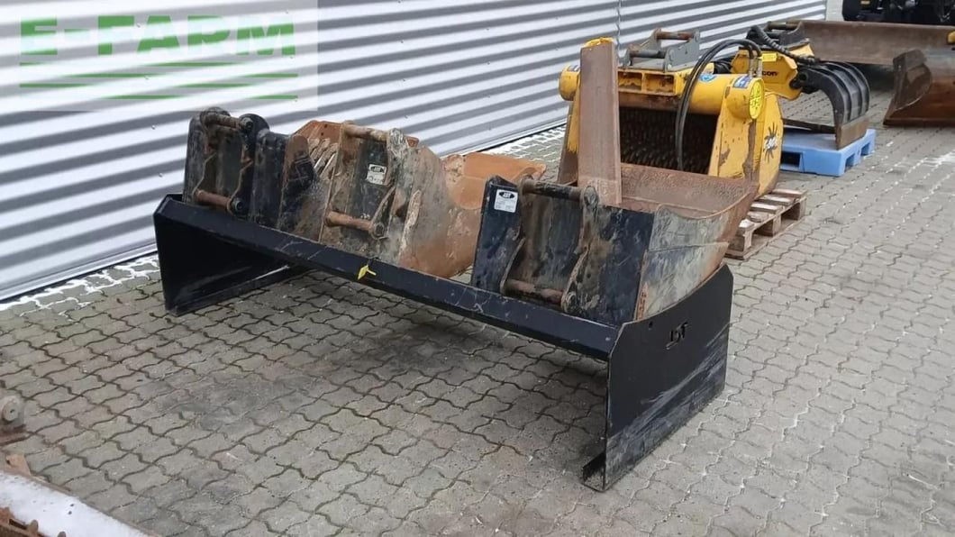 2021 CASE CX37C Mini Excavator