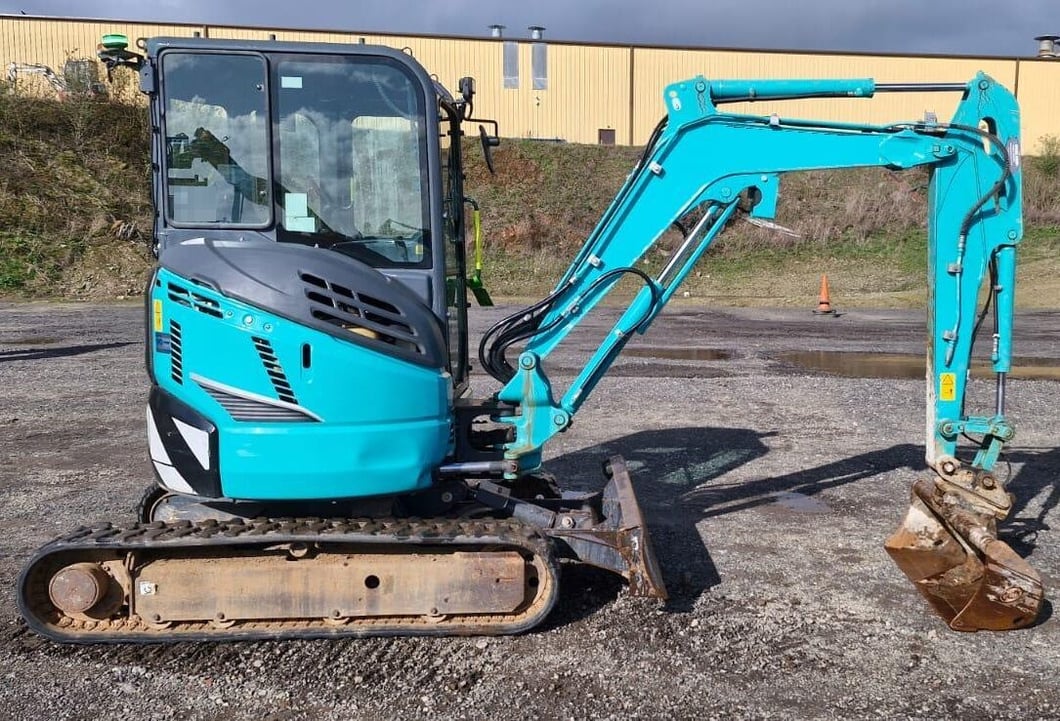 2021 Kobelco SK28SR-6E Mini Excavator