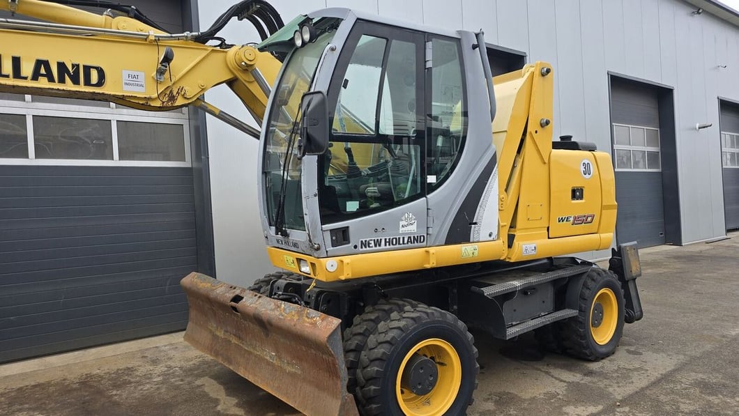 2011 New Holland WE150C Wheel Excavator