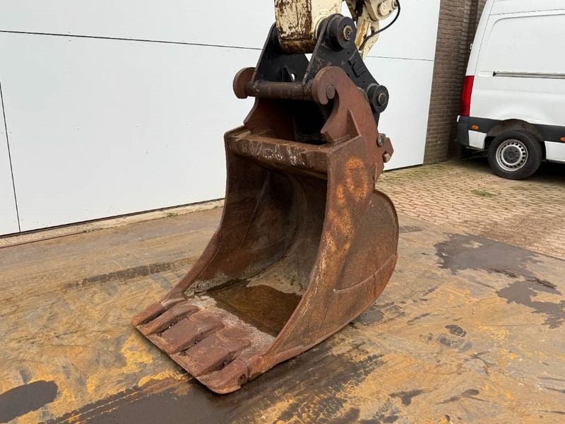 CAT M316D – Quick Coupler / Automatic Greasing (2011)