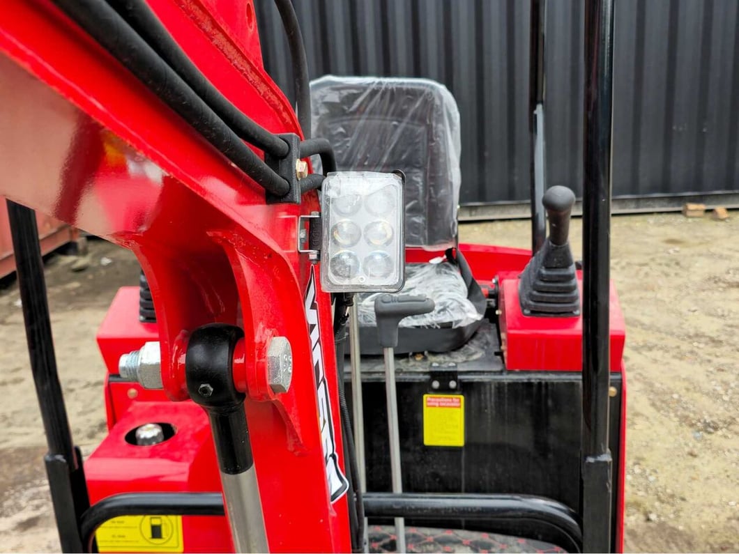 2025 Vicsec VC15 Mini Excavator