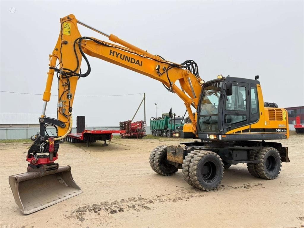 2008 Hyundai R140W-7A Wheel Excavator