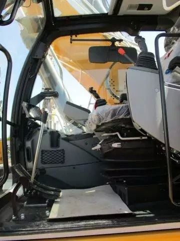 2023 Liebherr R926 LITRONIC G8.0-D Crawler Excavator
