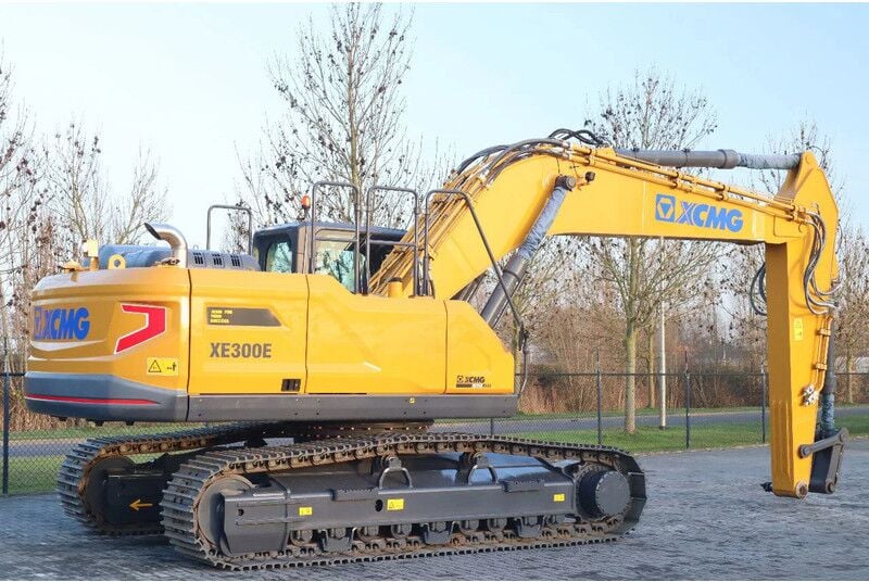 2023 Cummins XE300E Crawler Excavator