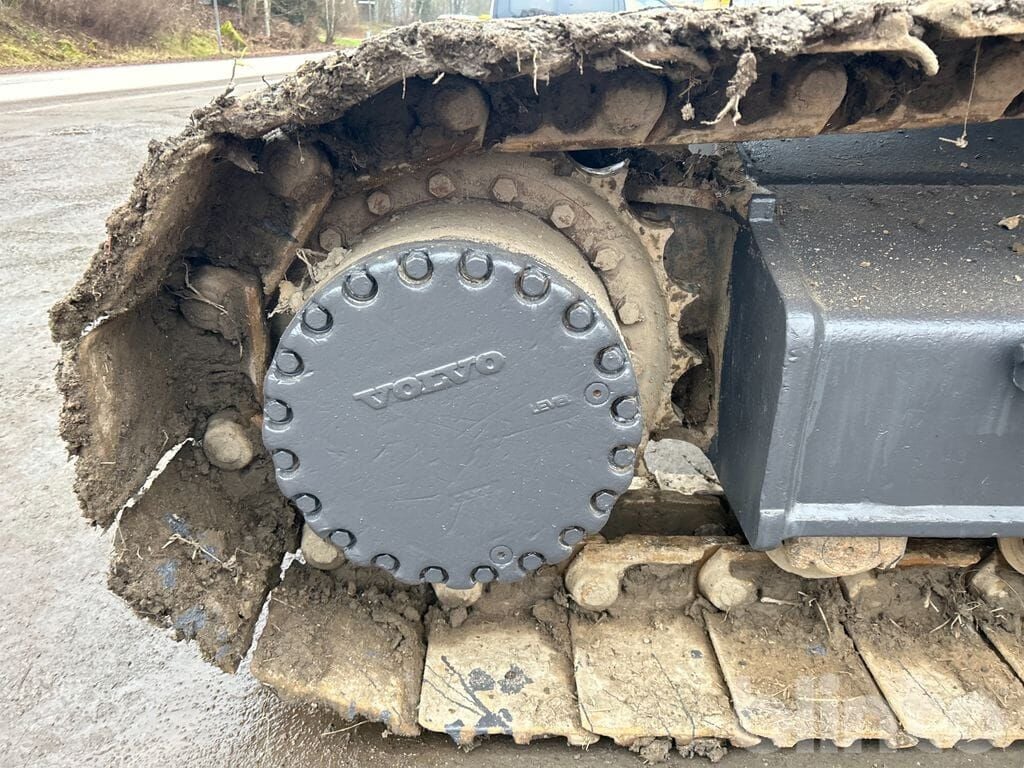 2011 Volvo EC250DL Crawler Excavator