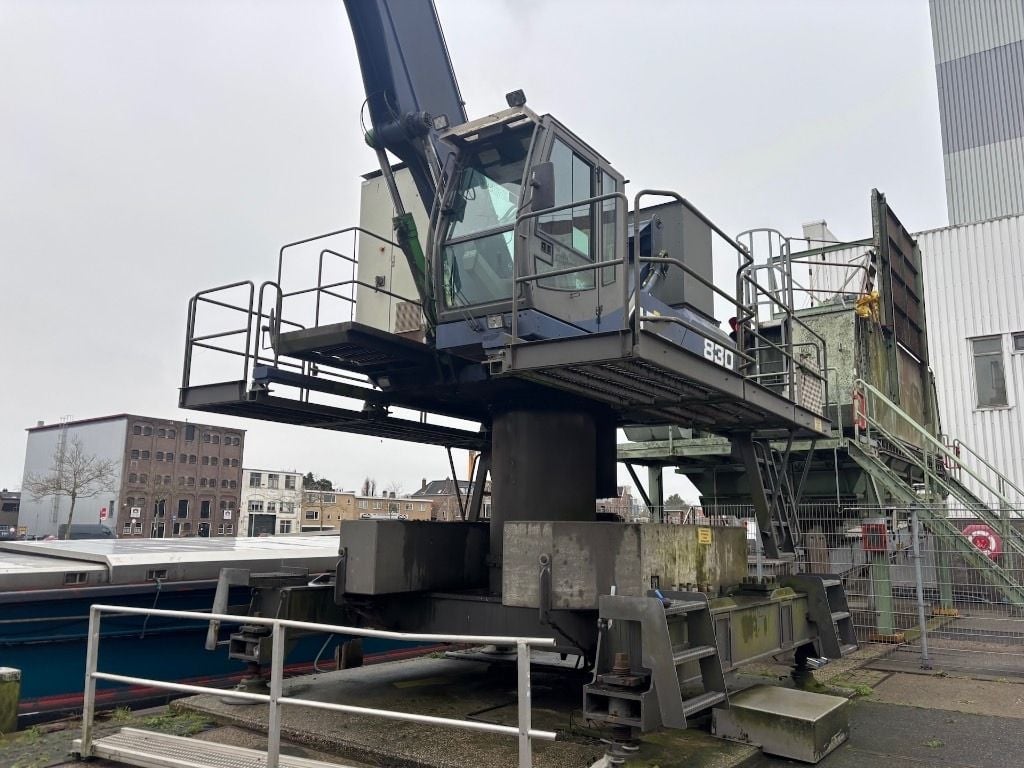 2005 Sennebogen 830A E Material Handler