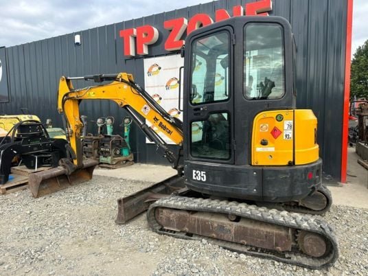 2016 Bobcat E35 Mini Excavator