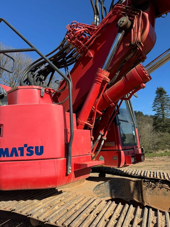2016 Komatsu PC228 USCL-10 Crawler Excavator