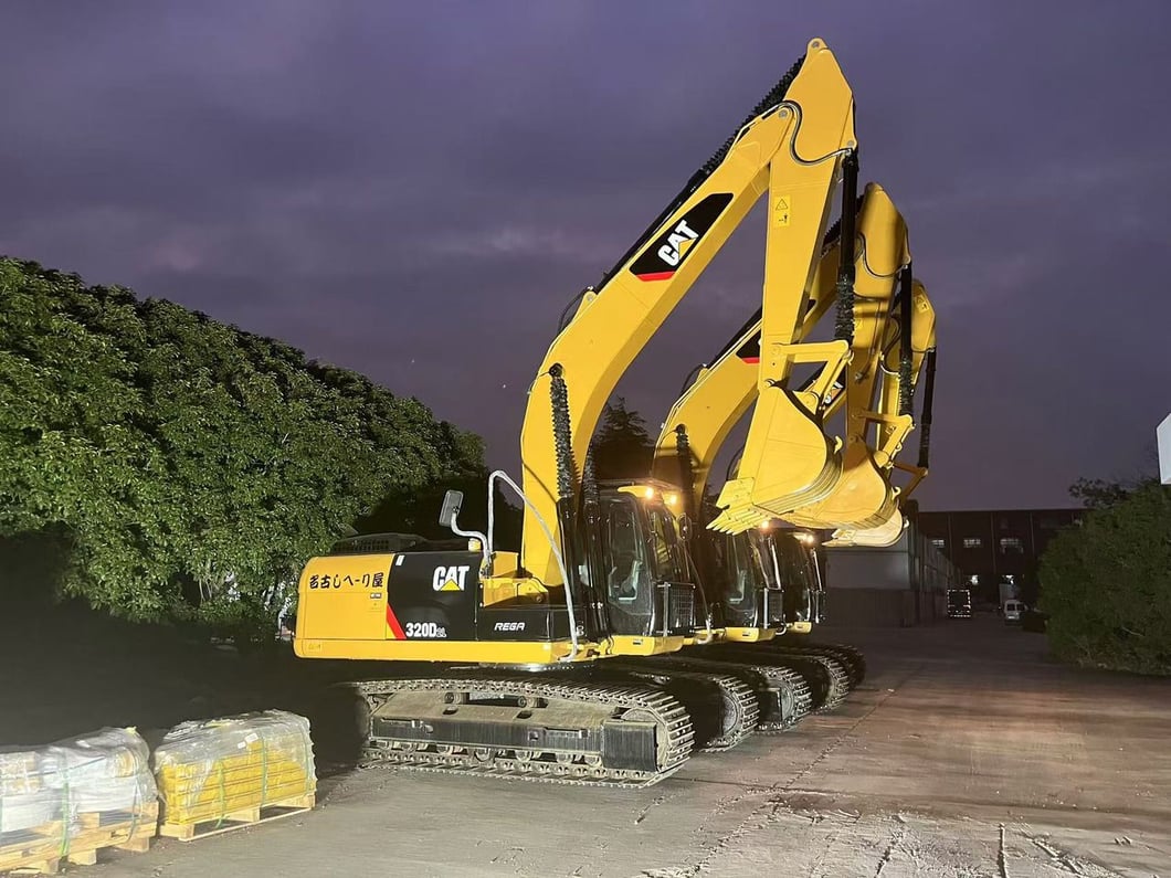 2022 Caterpillar 320D2 Crawler Excavator
