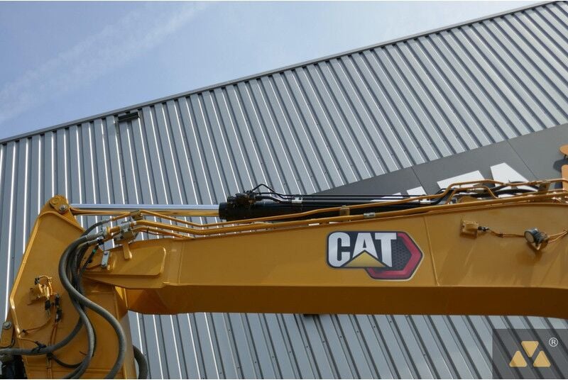 2020 Caterpillar 320-07C Crawler Excavator