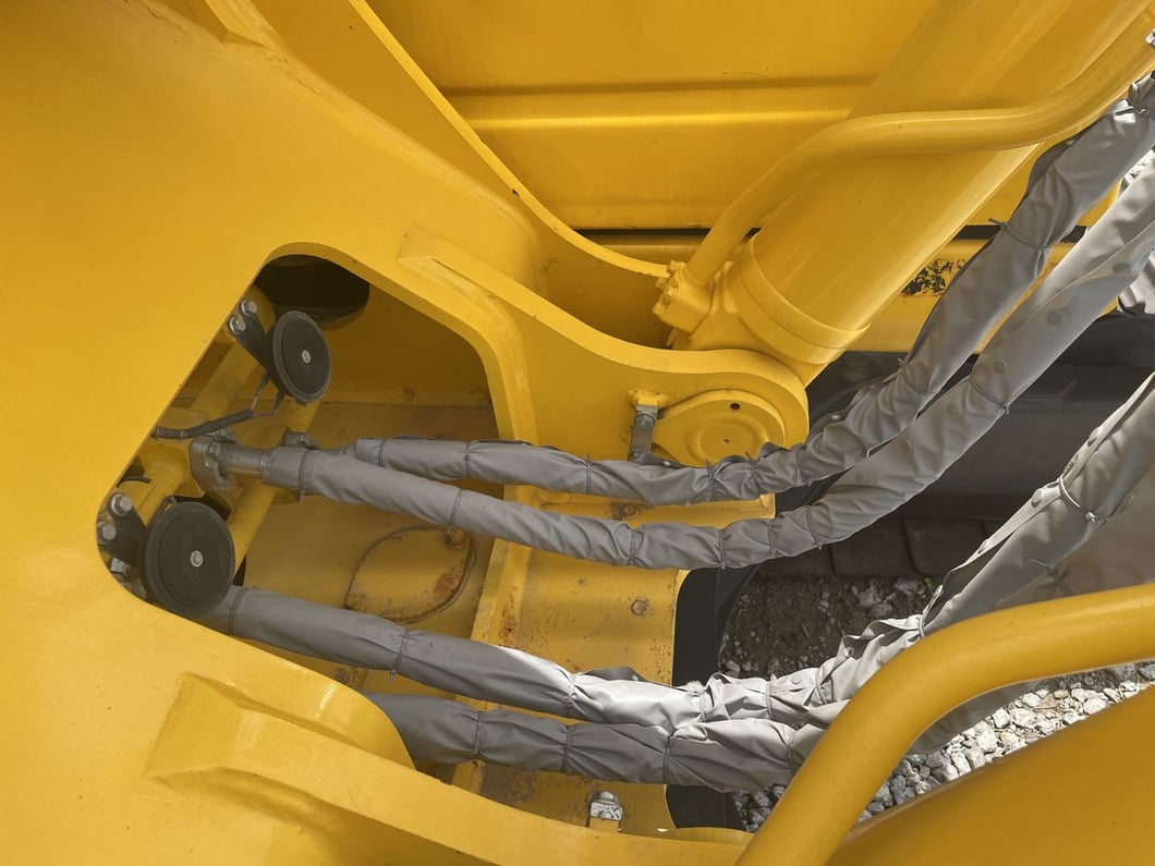 2023 Komatsu PC350-8 Crawler Excavator