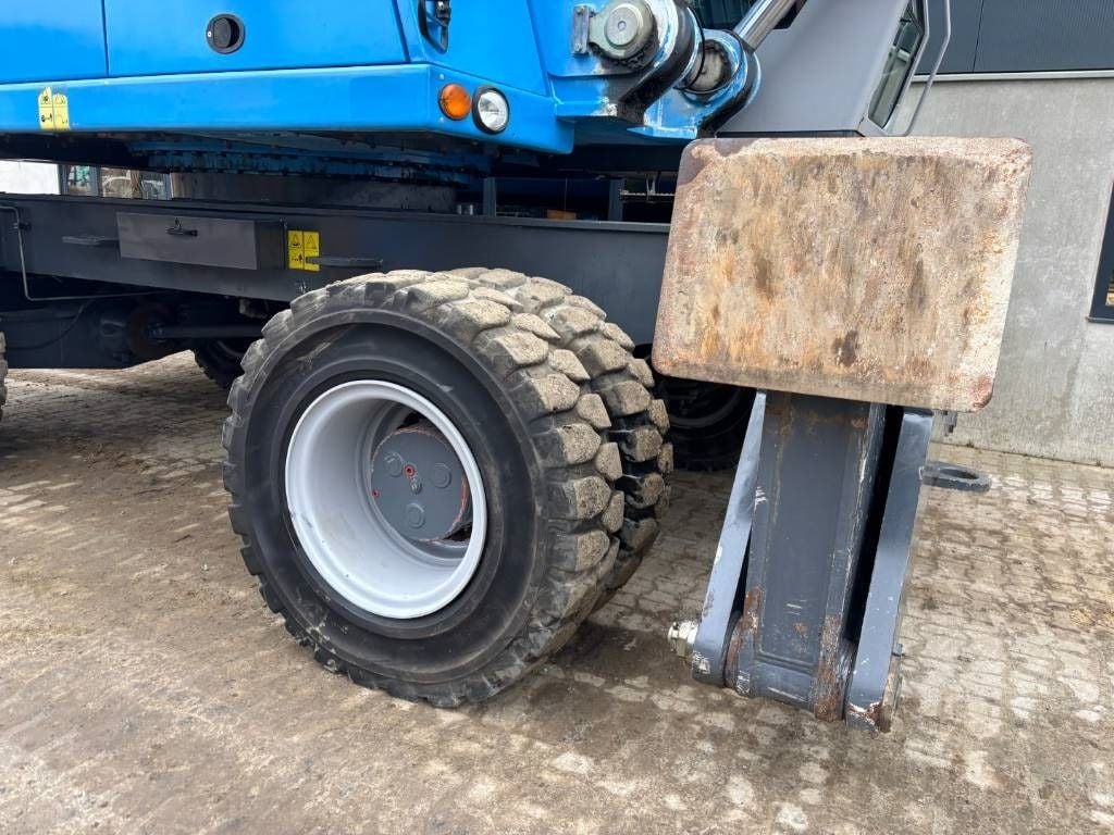 2013 Fuchs MHL380 Material Handler