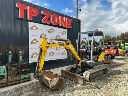 2015 Wacker Neuson ET24 Mini Excavator