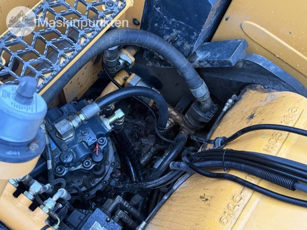 2016 Hyundai R235LCR-9A Crawler Excavator
