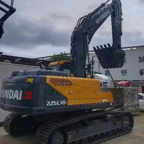 2018 Hyundai 225LVS Crawler Excavator