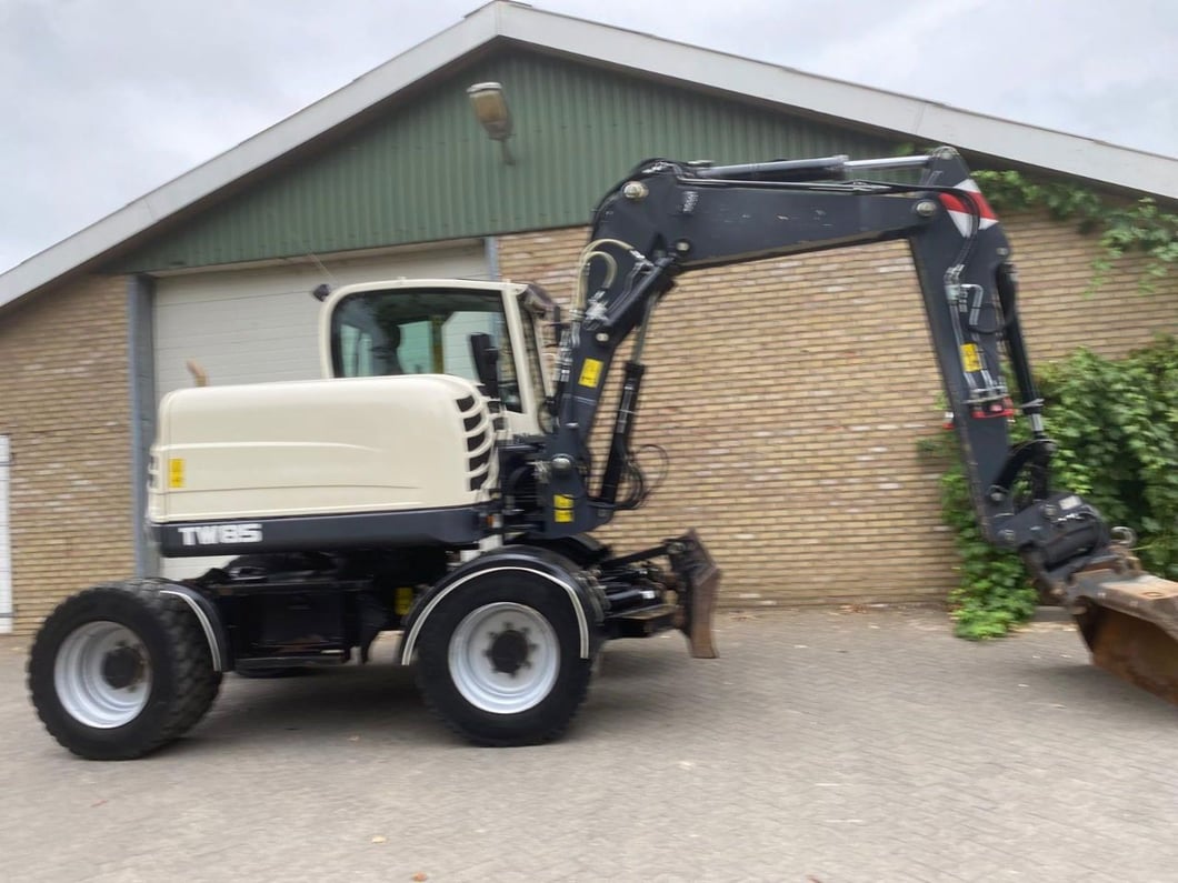 2015 Terex TW85 Wheel Excavator