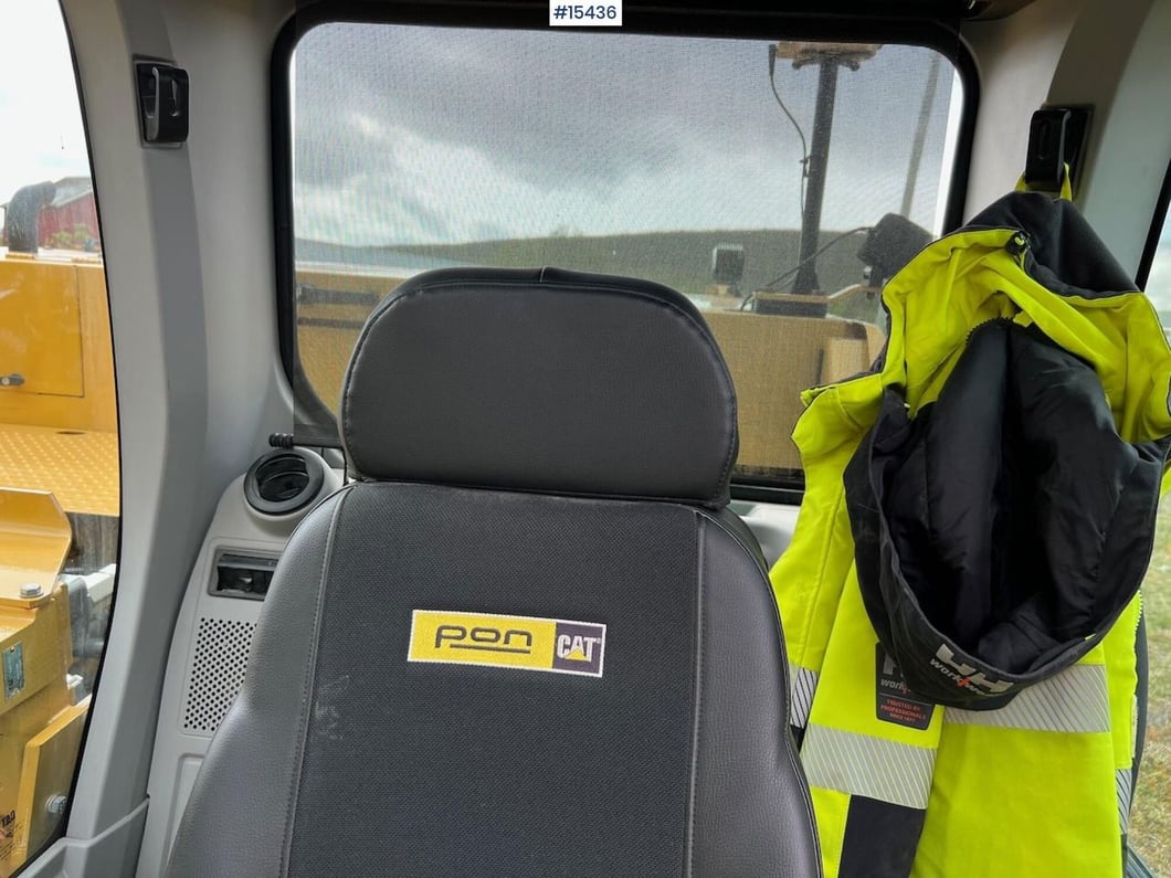 2019 Caterpillar 320
