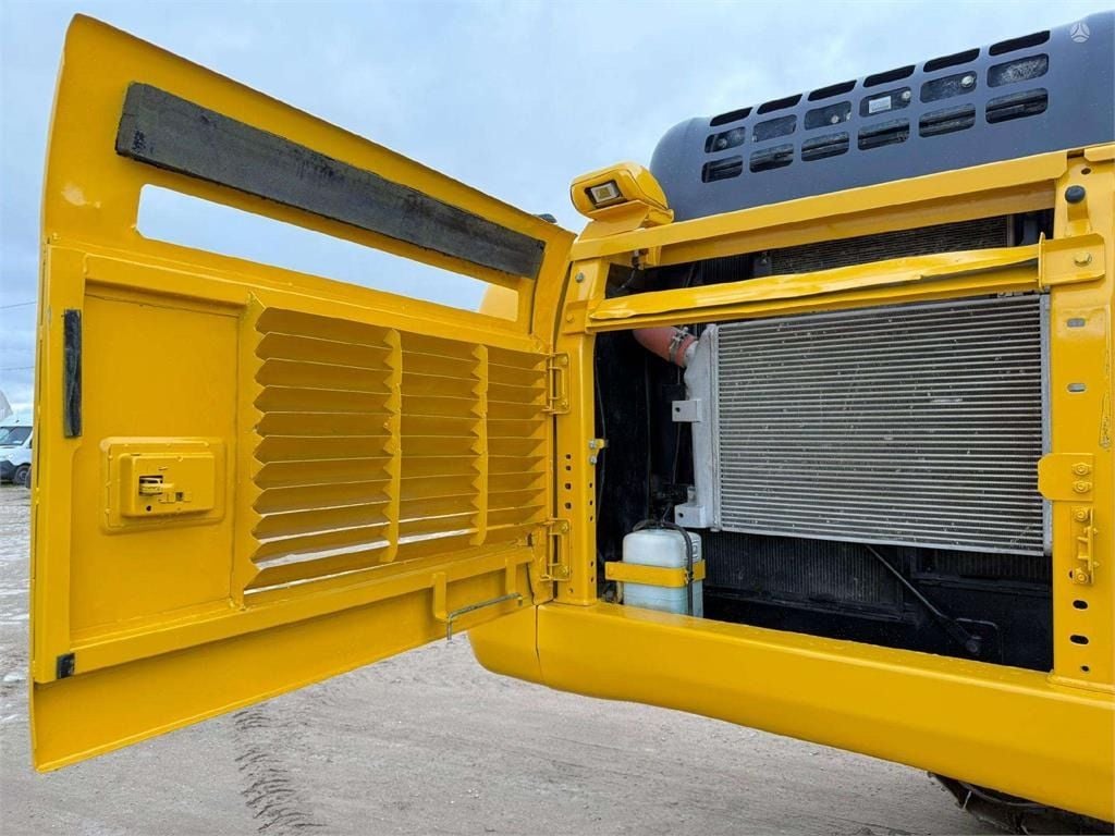 2017 Komatsu PC360LC-10 Crawler Excavator