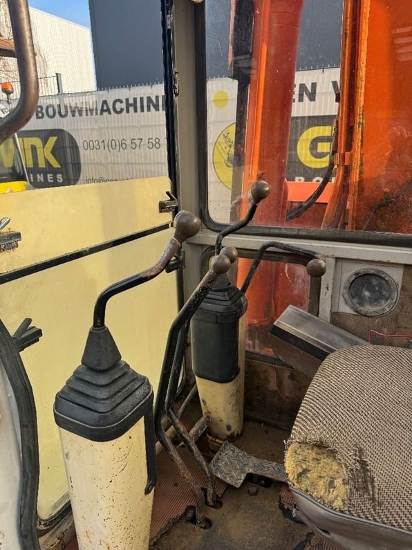 Hitachi EX60 Mini Excavator
