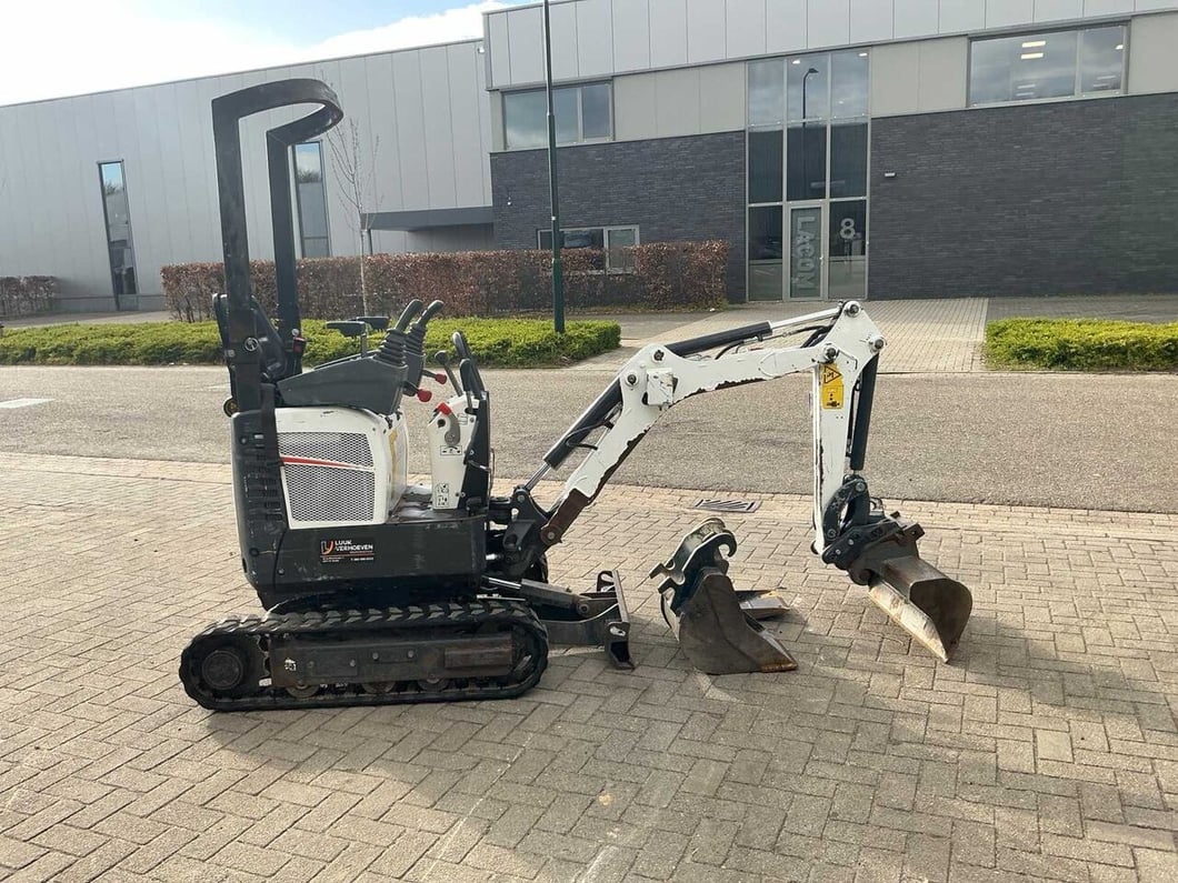2020 Bobcat E10Z Mini Excavator