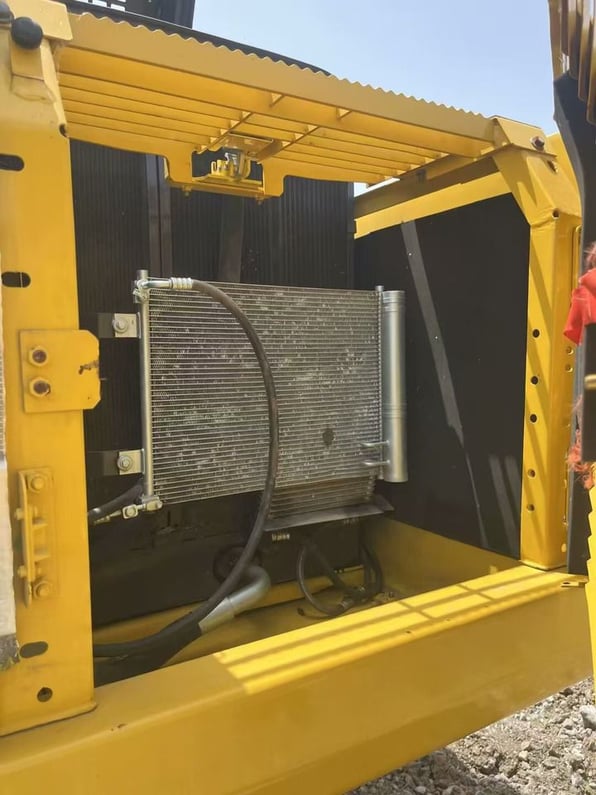 2021 Komatsu PC200 Crawler Excavator