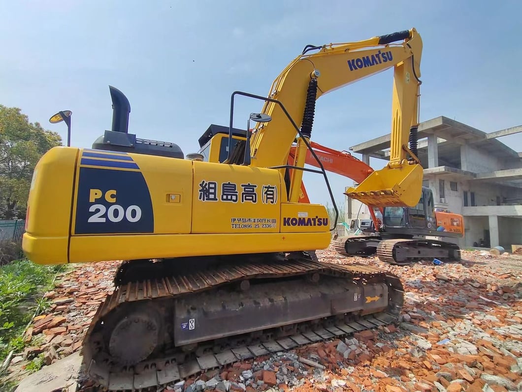 2018 Komatsu PC200-8 Crawler Excavator