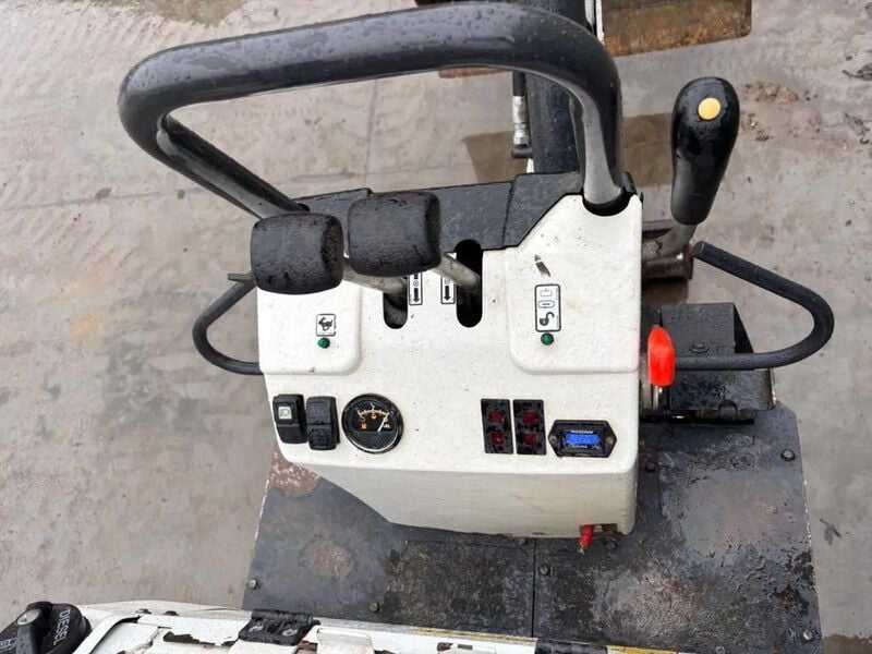 Bobcat E10Z Mini Excavator