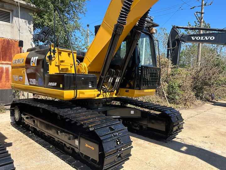 2020 Caterpillar 320DL Crawler Excavator