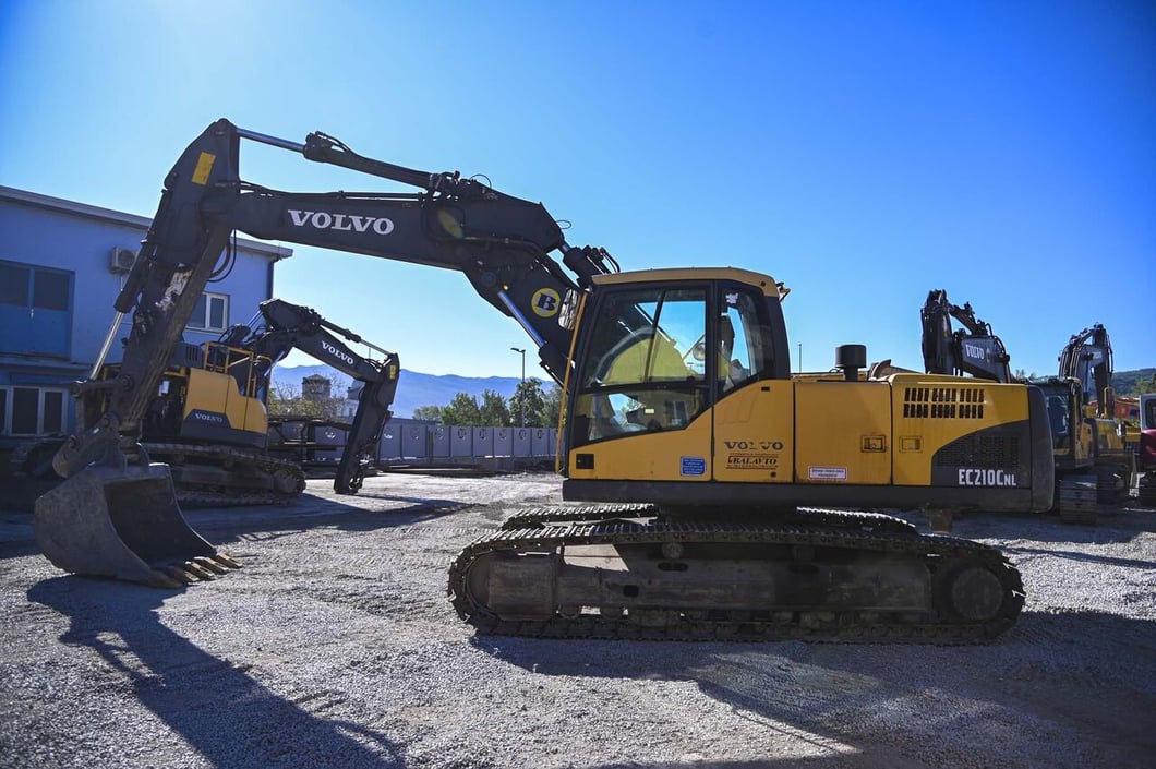 2007 Volvo EC210CNL Crawler Excavator