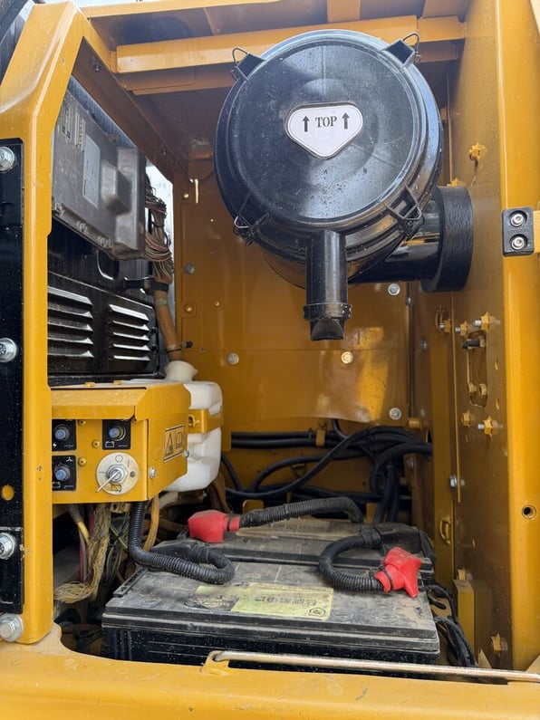 2025 Caterpillar 323D2L Crawler Excavator