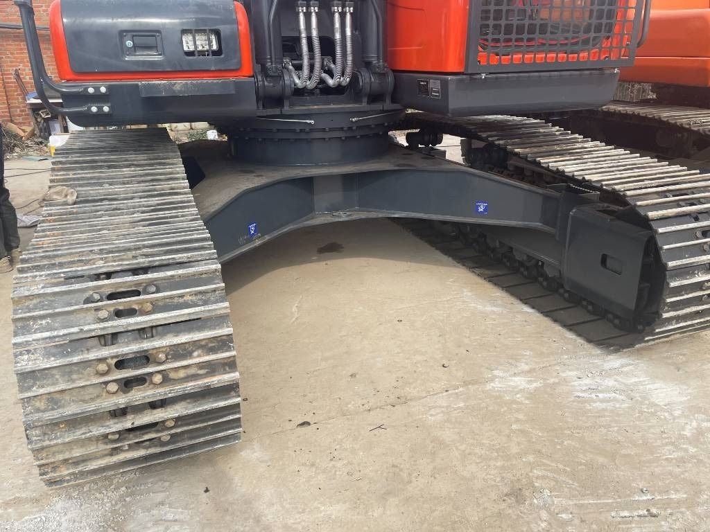 2024 Doosan DX225 Crawler Excavator