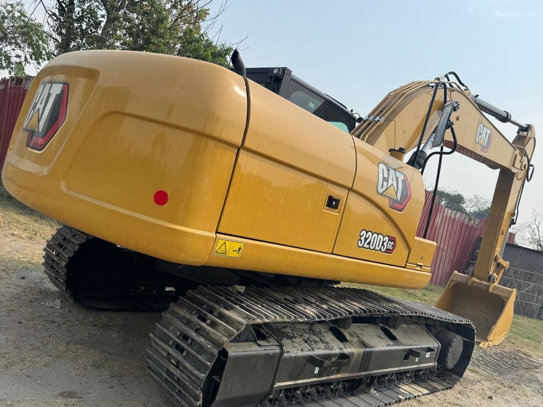 2025 Caterpillar 323GC Crawler Excavator