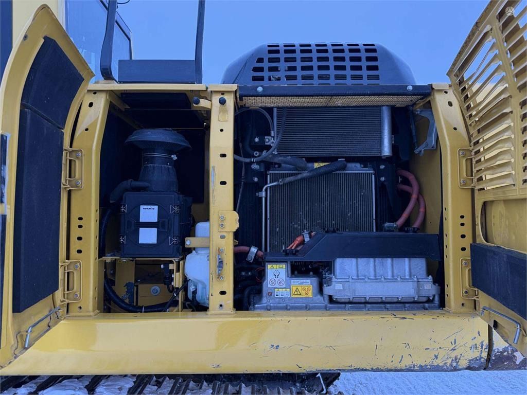 2015 Komatsu HB215LC-2 Crawler Excavator