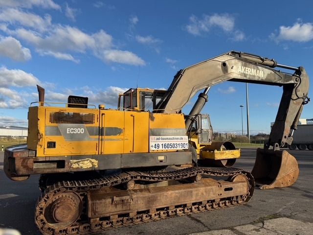 Akermann EC300 Crawler Excavator