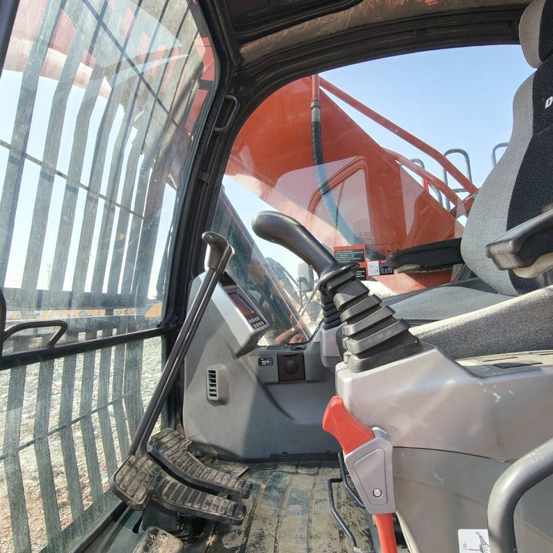 Doosan DX300LC-9C Crawler Excavator