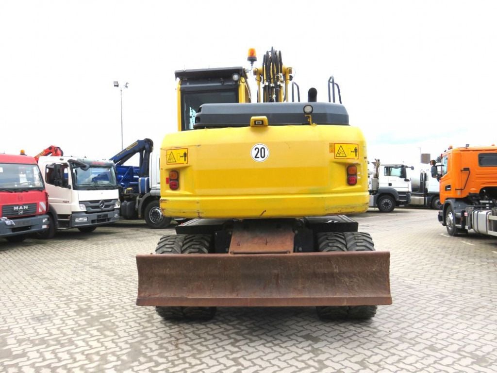 2016 Komatsu PW148-8 Wheel Excavator