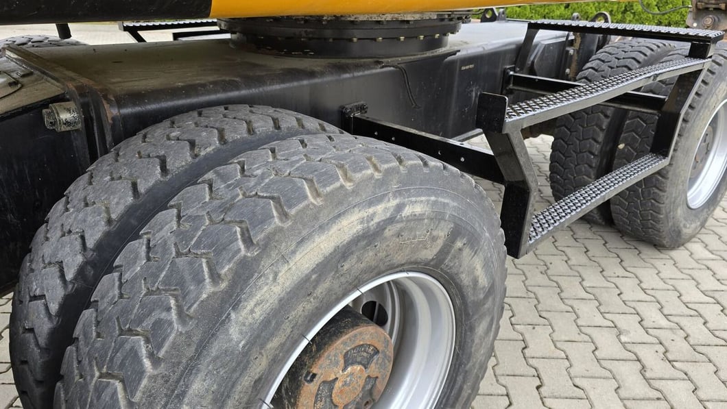 2013 JCB JS145W Wheel Excavator