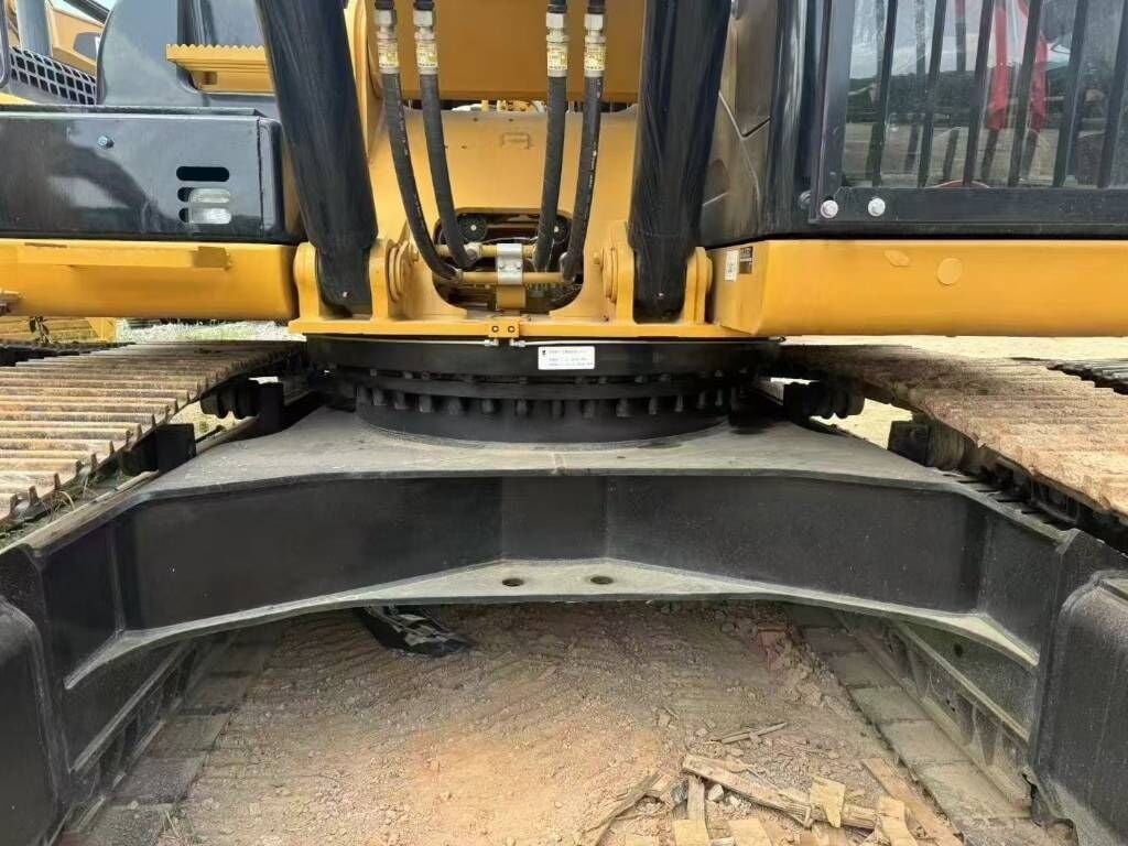 2025 Caterpillar 330 Crawler Excavator