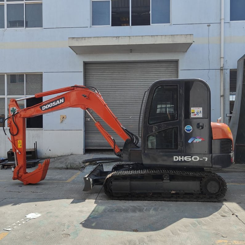 Doosan DH60 Mini Excavator