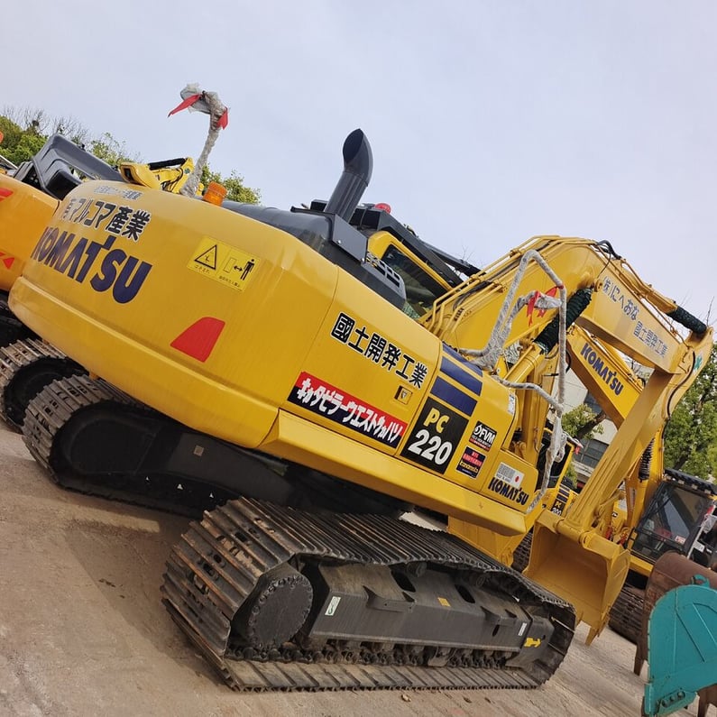 2024 Komatsu PC220-8 Crawler Excavator