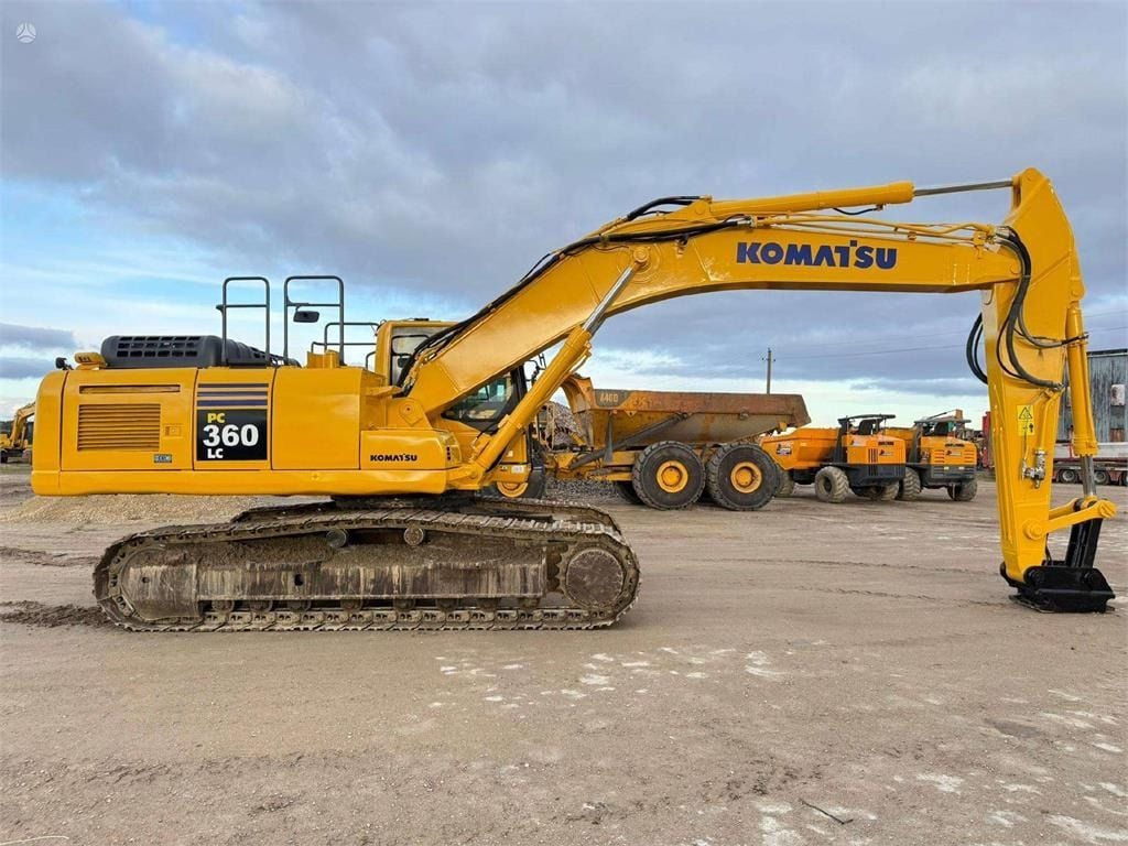 2017 Komatsu PC360LC-10 Crawler Excavator