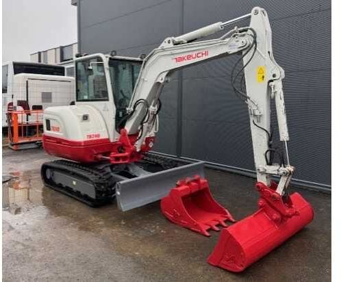 2021 Takeuchi TB240 Crawler Excavator