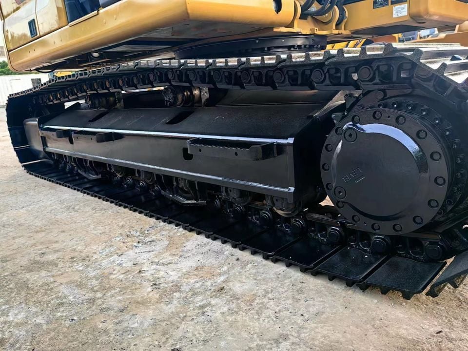 2021 Caterpillar 320 Crawler Excavator