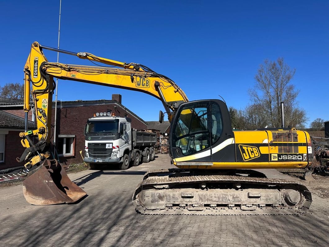 2007 ISUZU JS 220 LC Crawler Excavator