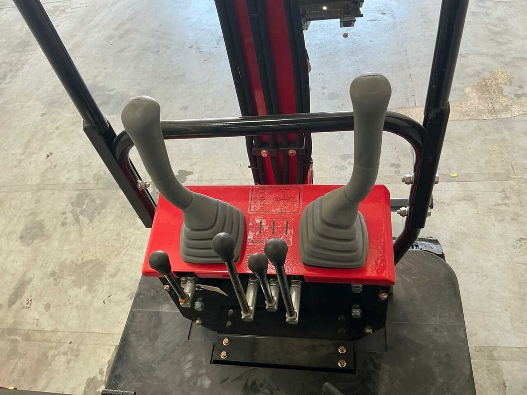 2025 Vicsec VC13 Mini Excavator