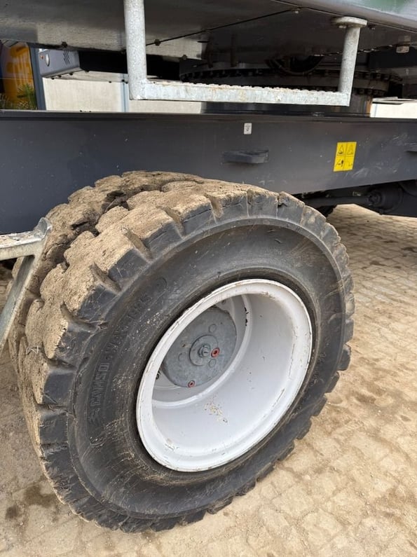 2021 Fuchs MHL350F Material Handler
