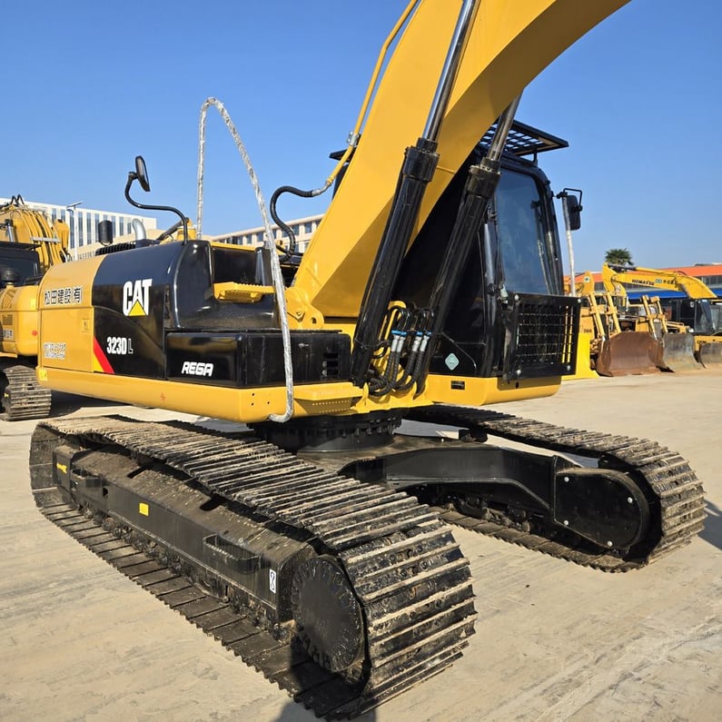 2022 Caterpillar 323DL Crawler Excavator